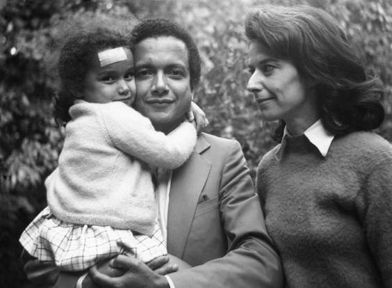 1970 : Jean et Martine avec leur troisième fille Véronique née à l'Ile Maurice en 1967.