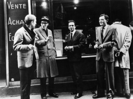1960 : à l'English Bookshop, rue de Seine, lors de la sortie de "Minutes to Go". Avec Sinclair Beiles, Brion Gysin et William Burroughs.